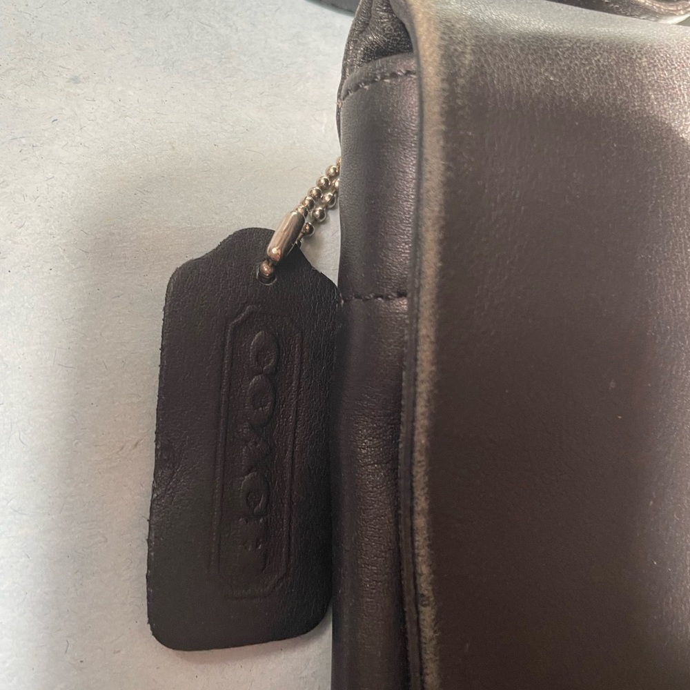 GUC Coach Chelsea Swingpack/Saddle Black Leather Crossbody Purse - Picture 4 of 11